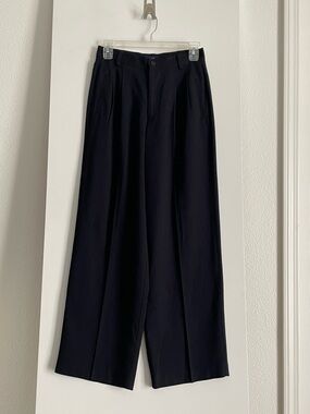 GAP Black High Waisted Pleated Wide Leg Trousers Dress Pants 
NWOT